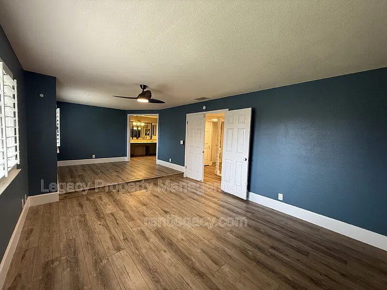 3209 Serra Way — Photo 20