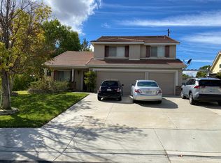 23532 Mountain Breeze Dr, Murrieta, CA 92562