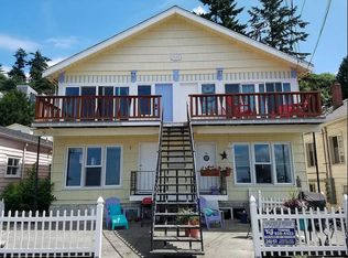 2132 Alki Ave SW APT B, Seattle, WA 98116