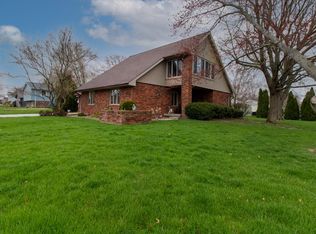 124 Cheltenham Dr, Normal, IL 61761