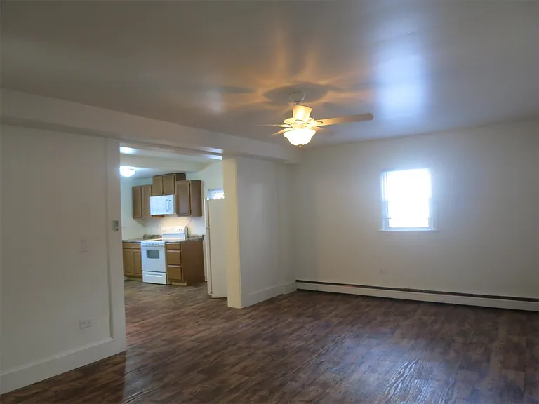 211 Stribling Ave #2 — Photo 7