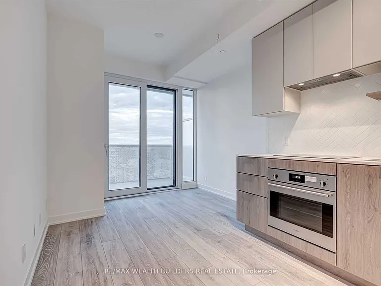 15 Holmes Ave #2206 — Photo 19