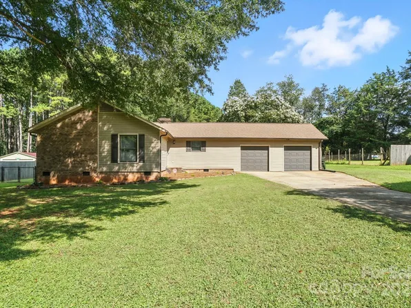 245 Lois Ln, Salisbury, NC 28147