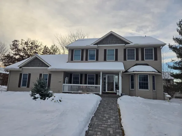 1200 Creekside Xing, Stillwater, MN 55082