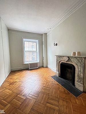 1st image of 145 E 36th St APT 4