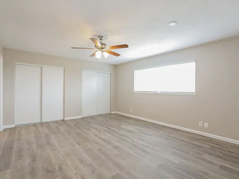 8116 Eginton Ave — Photo 9