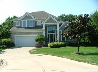 30992 Walden Dr #8, Westlake, OH 44145