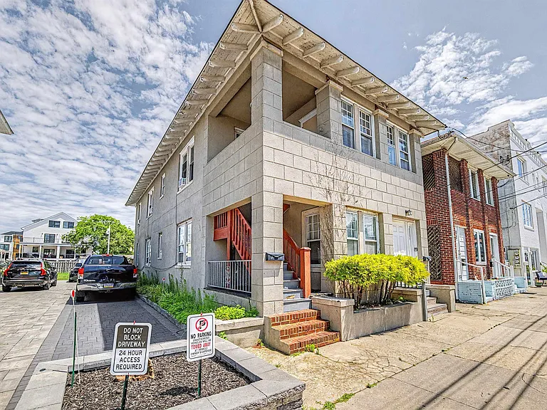 5 N Newport Ave #2 — Photo 1