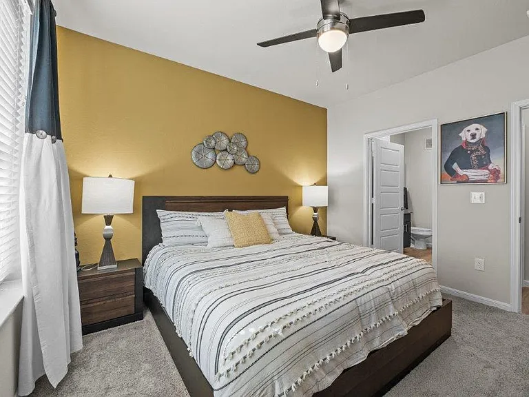 Redbird Ridge Apartments — Photo 14