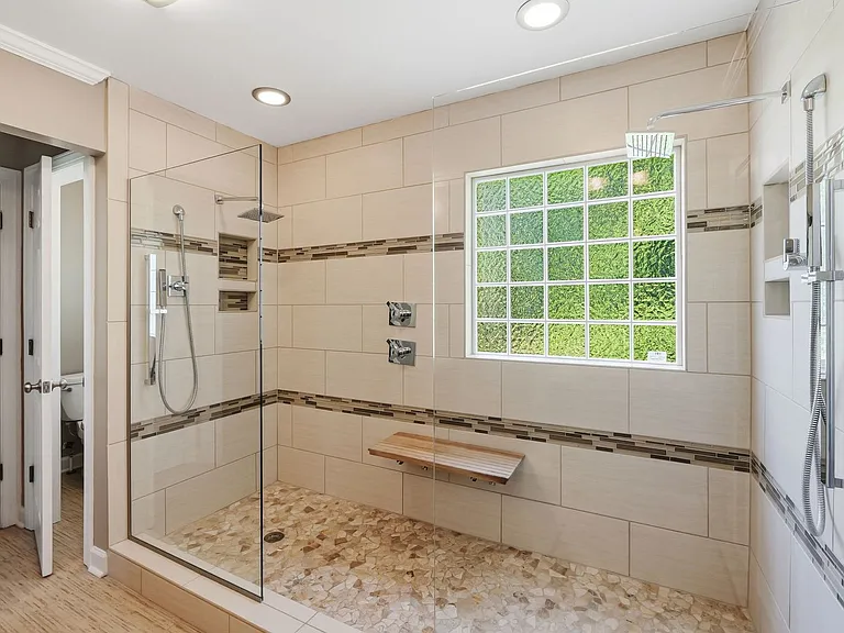 6 Bramerton Ct — Photo 20