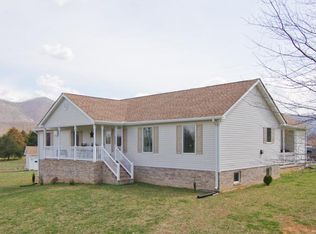 595 River Hills Rd, Shenandoah, VA 22849