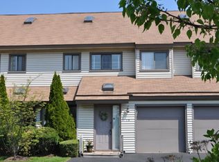 27 Lindstrom Road #1B, Stamford, CT 06902