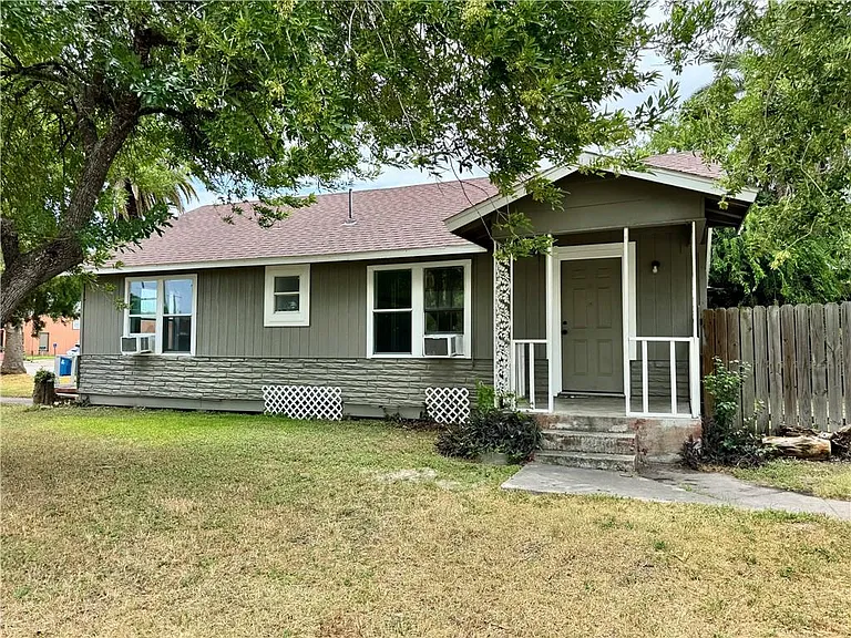 500 W Merriman St — Photo 1