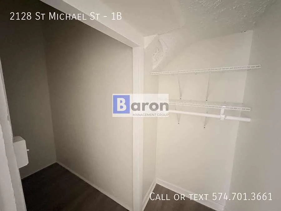 Building Photo - 2128 Saint Michael St #1B