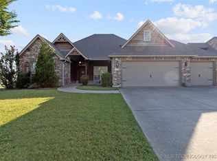 2418 S 16th Ct, Broken Arrow, OK 74012