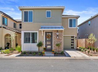 1118 Significant Way W, Madera, CA 93636