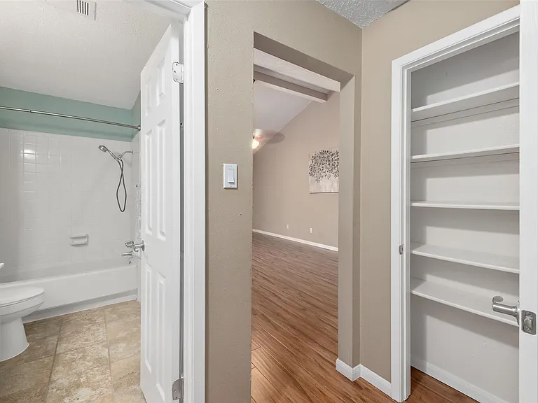 6602 Montauk Dr — Photo 17