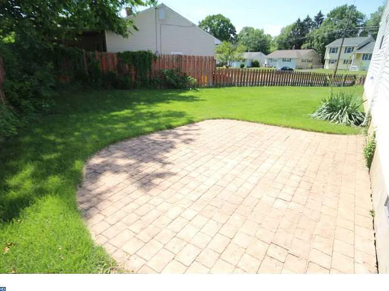 71 Hardwick Dr — Photo 16