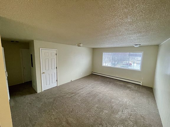 5th image of 1353 W 27th Ave #4