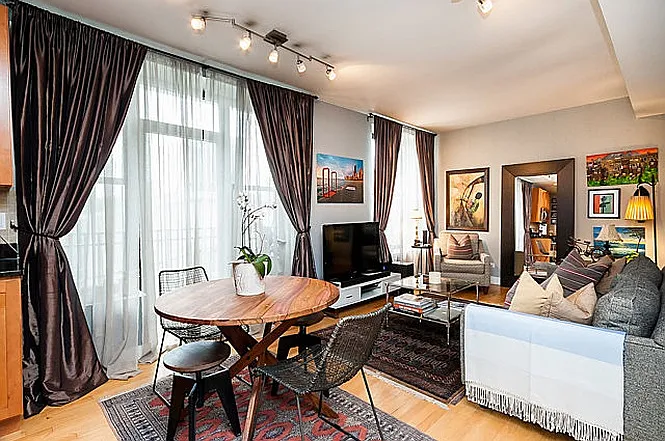 2 bed, 950 sqft, $1,600 — Photo 4