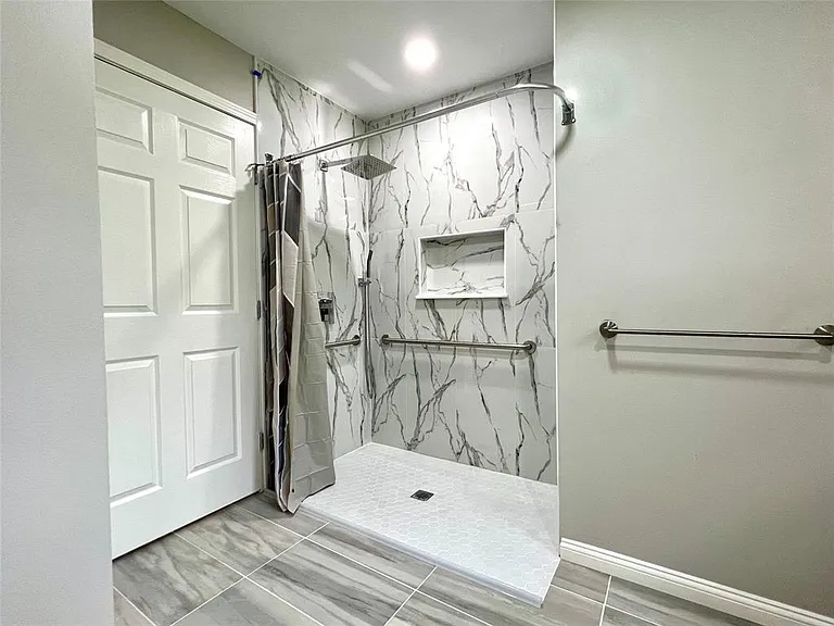 14221 Horseshoe Bnd — Photo 17