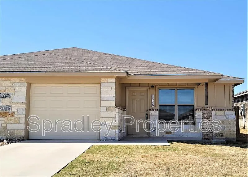 1576 Kal Ct