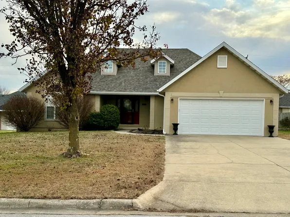 950 Woodhurst Drive, Marshfield, MO 65706