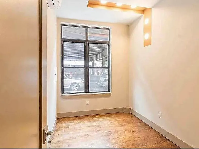447 Meeker Ave #1A — Photo 12