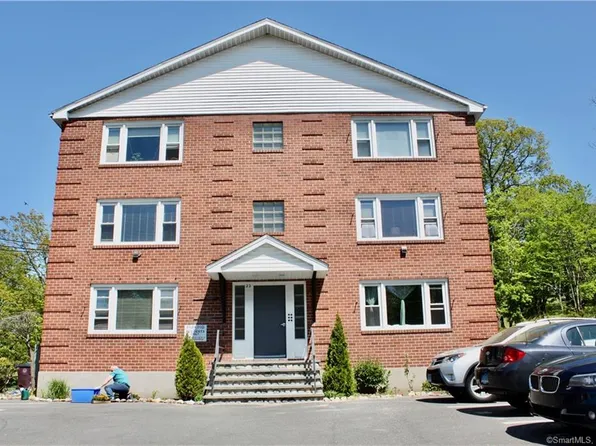 22 Park Pl APT 8R, New Britain, CT 06052