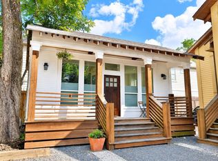 815 E 23rd St, Houston, TX 77009