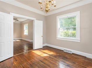 812 Barnes St, Reidsville, NC 27320