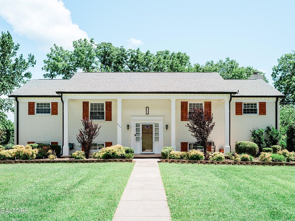 1st image of 8704 Rushmore Dr