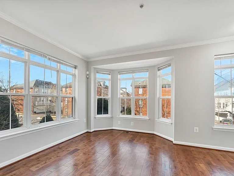 5529 Lanier Ave #359 — Photo 8