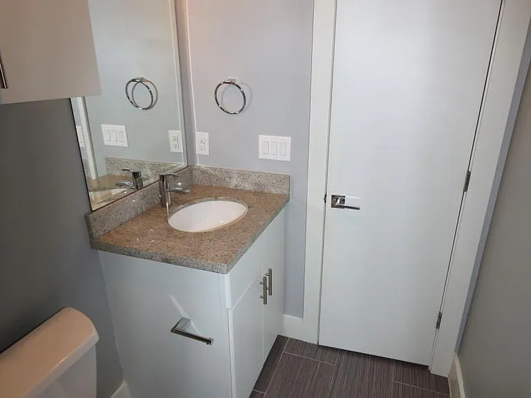 2103 Hadley St — Photo 18
