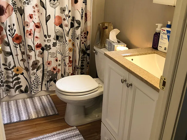 1148 Greenfield Ave #4 — Photo 5
