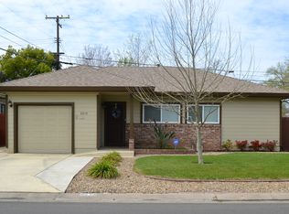 2213 Tevis Rd, Sacramento, CA 95825