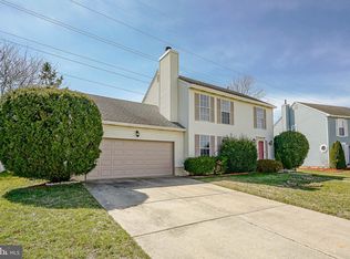 16 Pickwick Dr, Marlton, NJ 08053