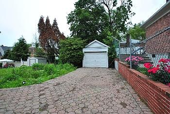 4th image of 15457 12th Ave