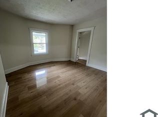 10301 Kempton Ave #DN, Cleveland, OH 44108