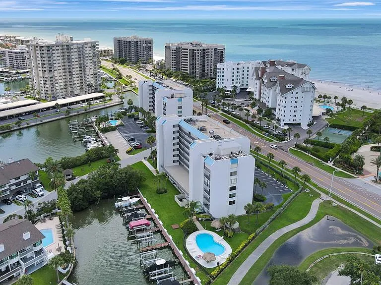 1581 Gulf Blvd #302N — Photo 1