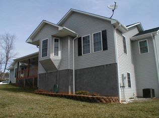 81 Chickwood Trl, Weaverville, NC 28787