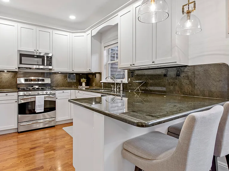28 Andrew Ct — Photo 13