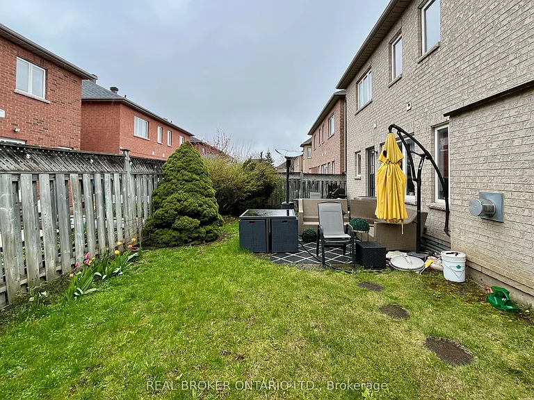 59 Palisade Cres — Photo 16