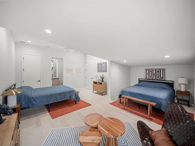 2107 Brackenridge St #A — Photo 29