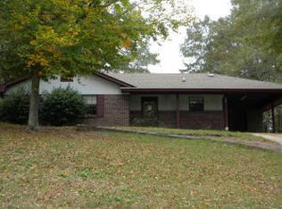 630 Deer Trl, Columbus, MS 39702