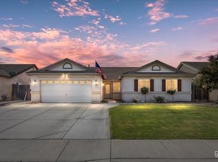 12305 Quiet Pasture Dr, Bakersfield, CA 93312