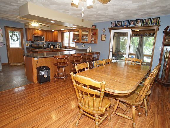 5th image of 314 Olive St