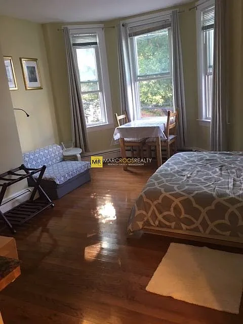 Studio, 1.0 bath, $1,935 — Photo 3