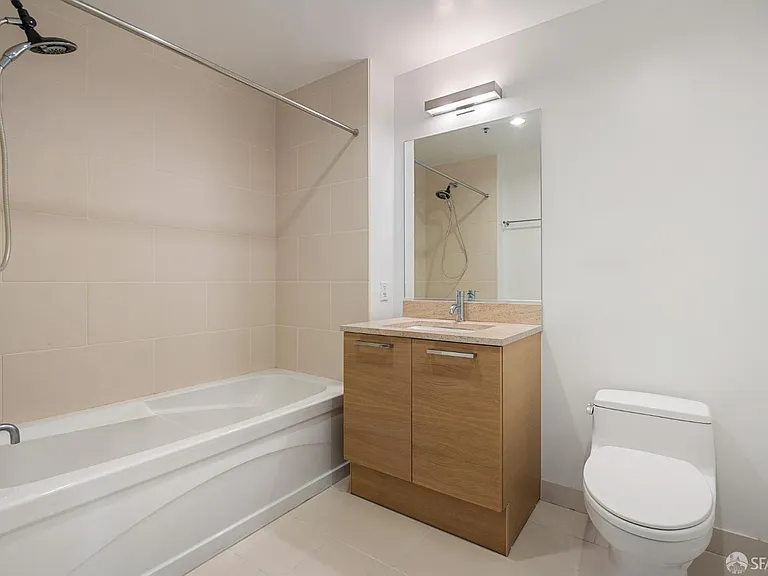 1 Hawthorne St #4F — Photo 16