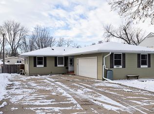 767 Adams St, Ottawa, IL 61350